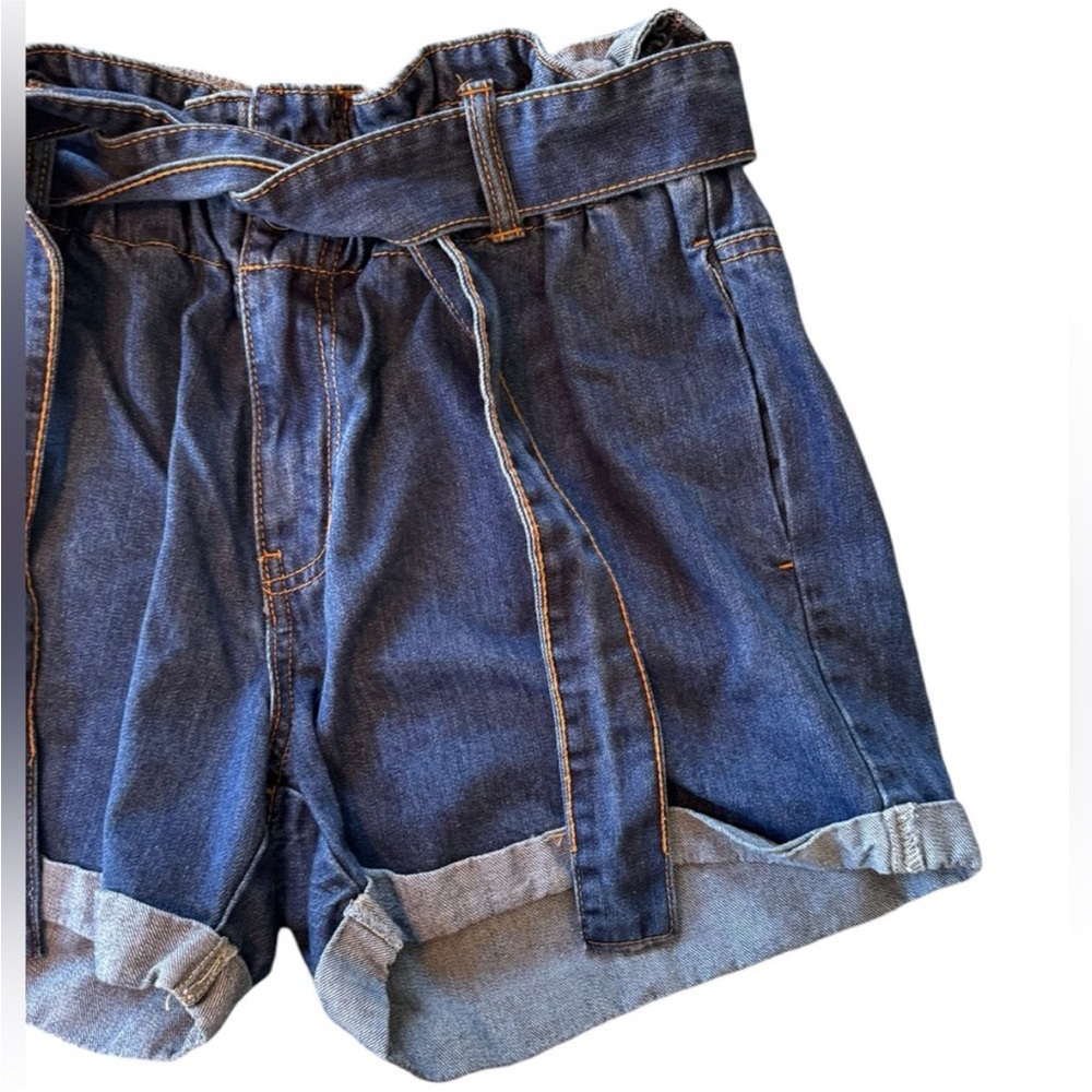 Belted Jean Shorts - Picture 5 of 7